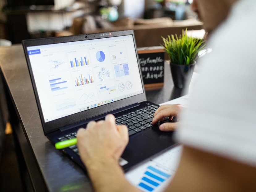 Utah Digital Newspapers Visualization Platform